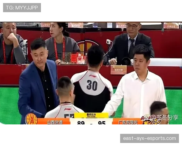 背后犯规判罚为何常被误判？规则细节全解析
