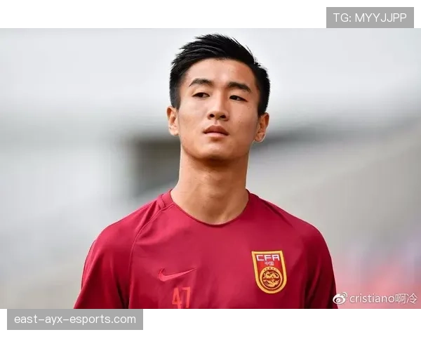 铲球犯规判罚标准详解:何时算犯规裁判才会吹哨? 铲球犯规判罚标准详解:何时算犯规裁判才会吹哨?